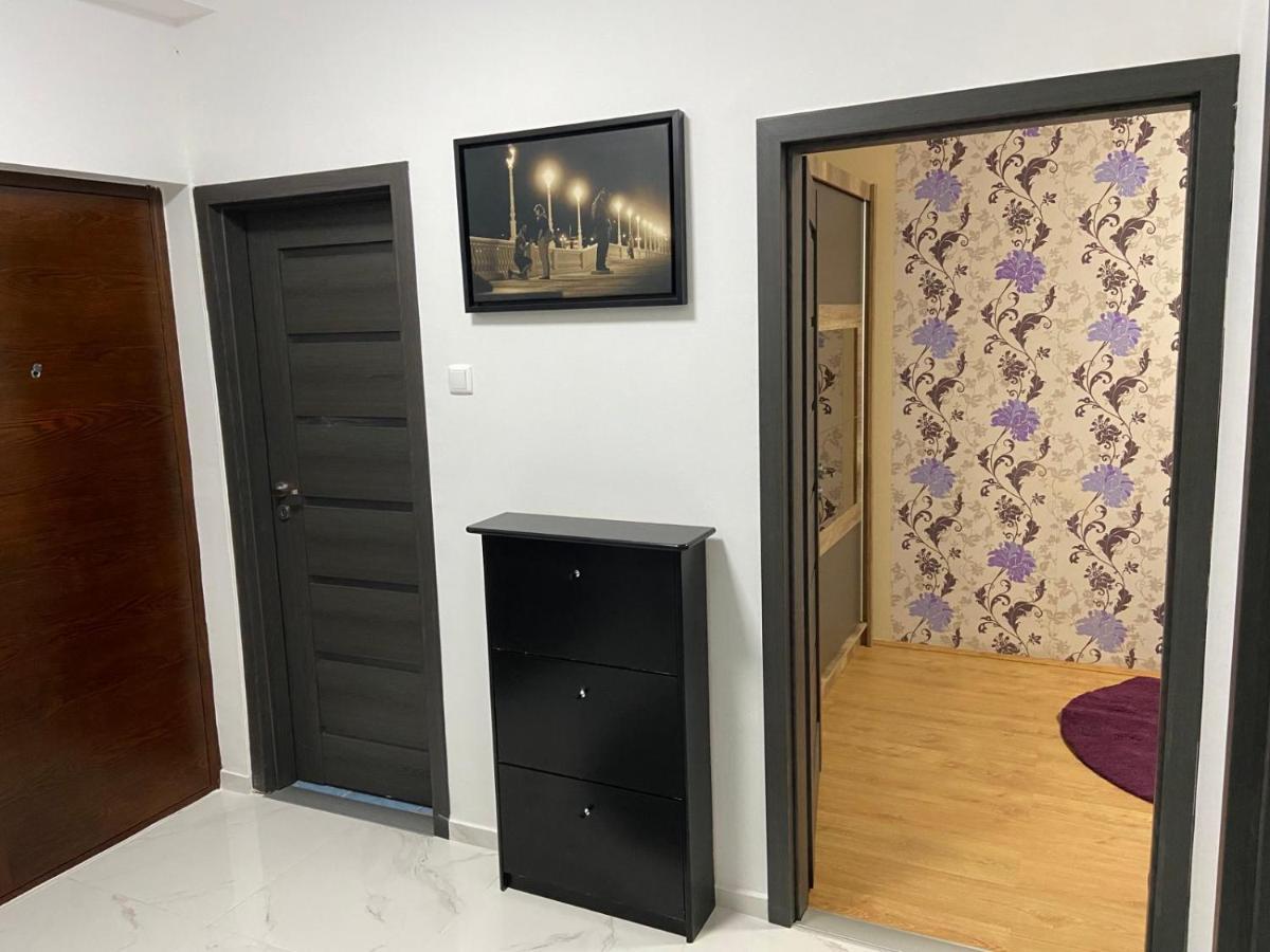 Melinda Apartman Kisvarda Luaran gambar