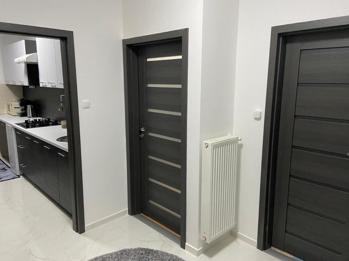 Melinda Apartman Kisvarda Luaran gambar