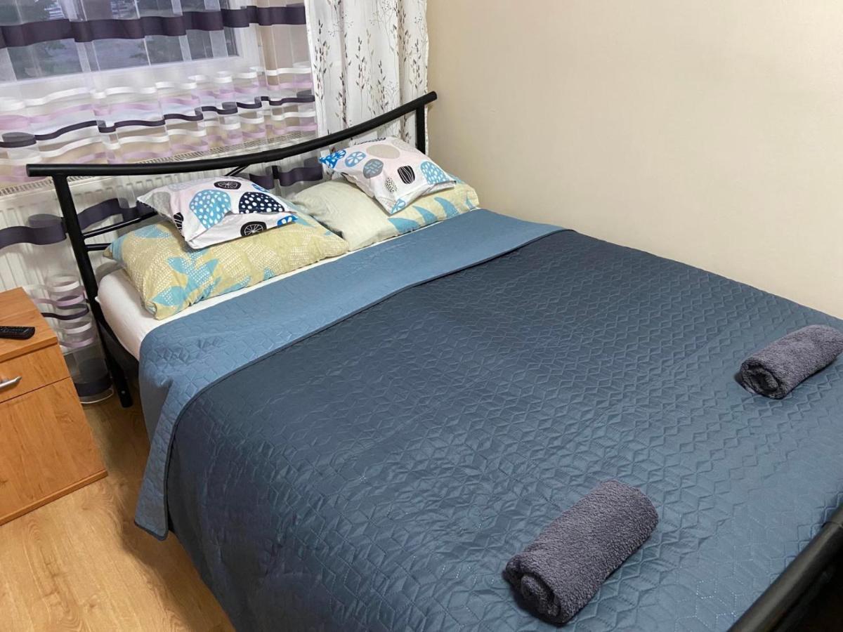 Melinda Apartman Kisvarda Luaran gambar